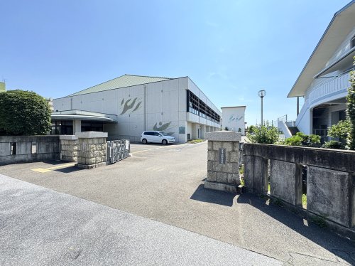 中学校　一宮市立 北部中学校（中学校）まで731m