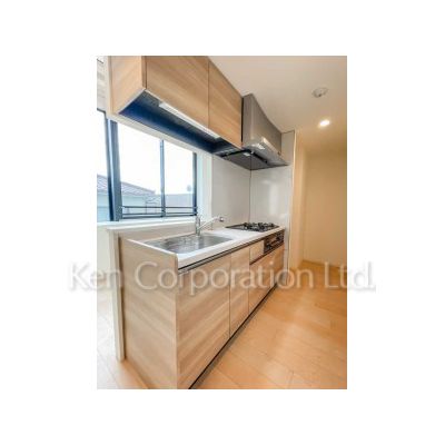 キッチン　同タイプ2階のお部屋を撮影。仕様が異なることがあります。