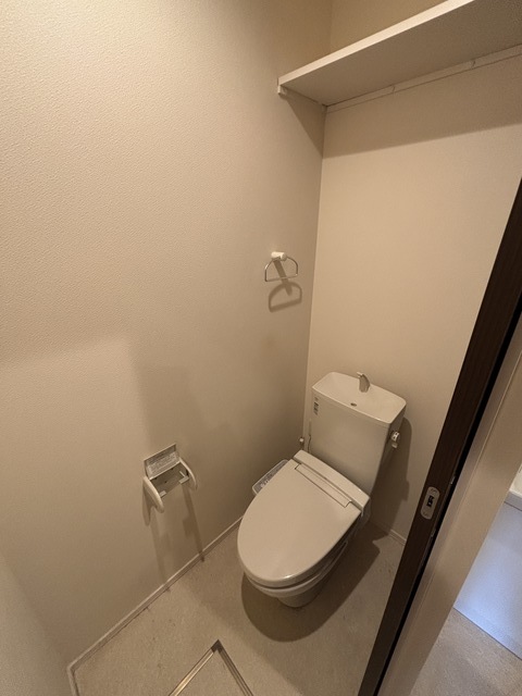 トイレ　※クリーニング前写真