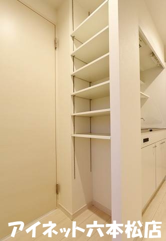 その他共有部分　こちらにもお荷物を置けます