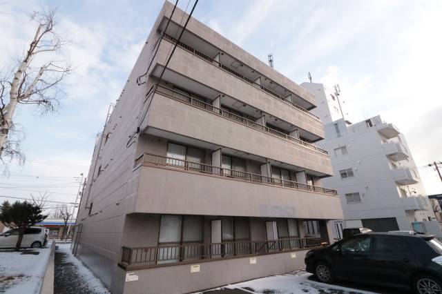 建物外観　綺麗な外観です♪