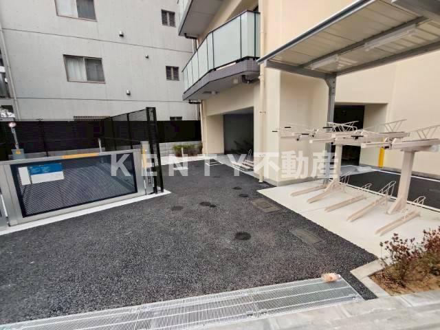 駐車場　駐車場完備です