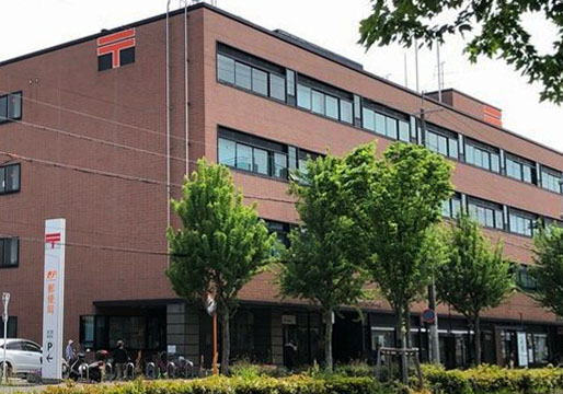 郵便局　左京郵便局（郵便局）まで114m