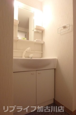 洗面設備　写真は同物件別室参考