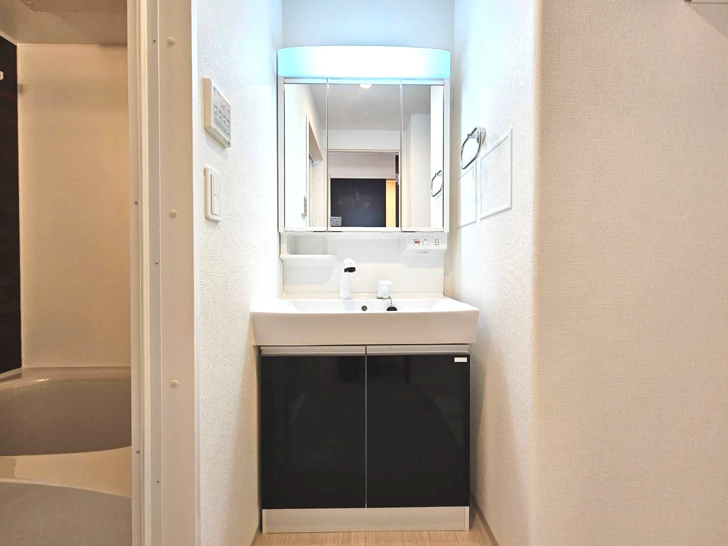 洗面設備　女性に人気のシャンプードレッサー。