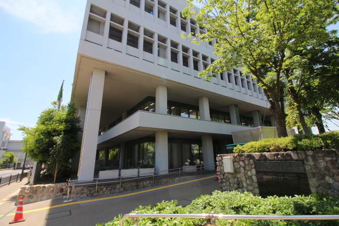 役所　芦屋郵便局（役所）まで700m