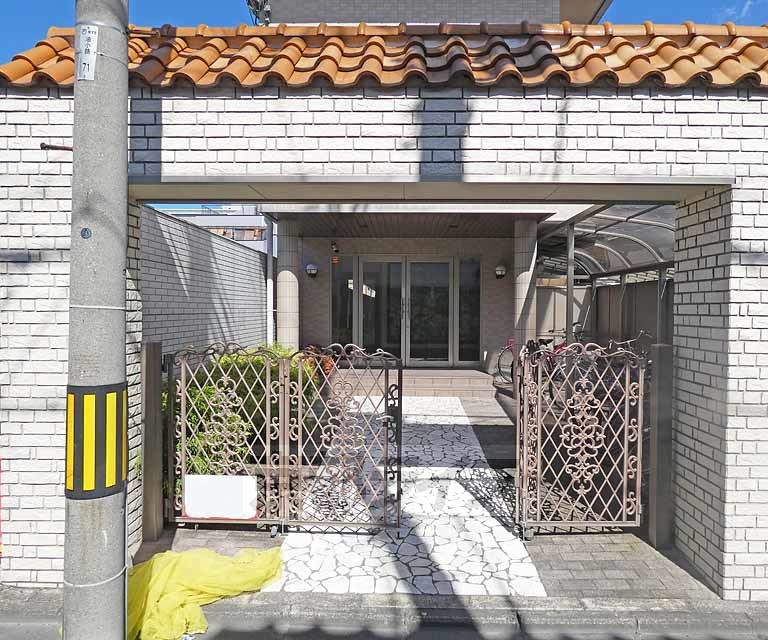 エントランス　エントランス部分です。