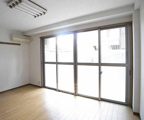 居室・リビング　広いおい部屋です。