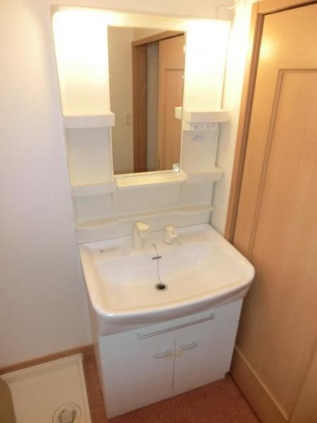 洗面設備　シャンプードレッサー