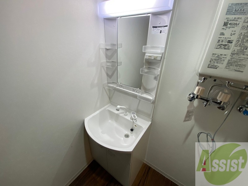 洗面設備　シャンプードレッサーで身支度もラクラクです！