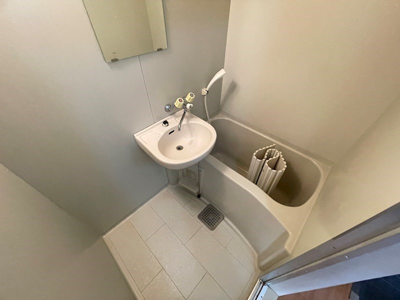 バス・シャワールーム　※別号室の写真となります。