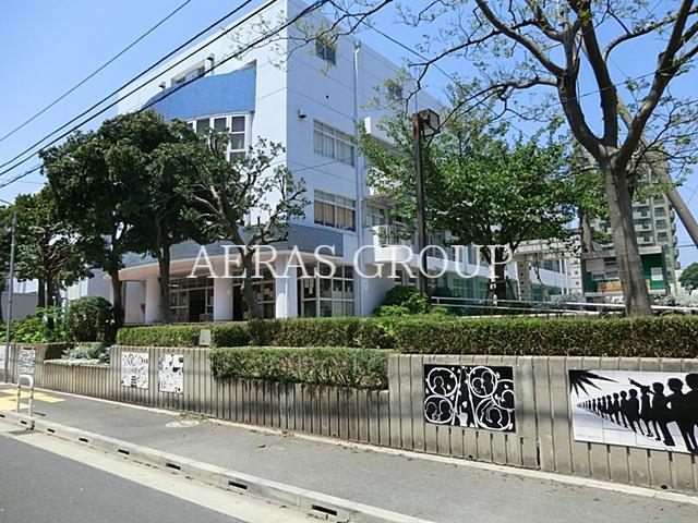 中学校　江戸川区立南葛西第二中学校（中学校）まで972m