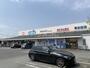 ドラックストア　ウエルシア富士水戸島店（ドラッグストア）まで688m
