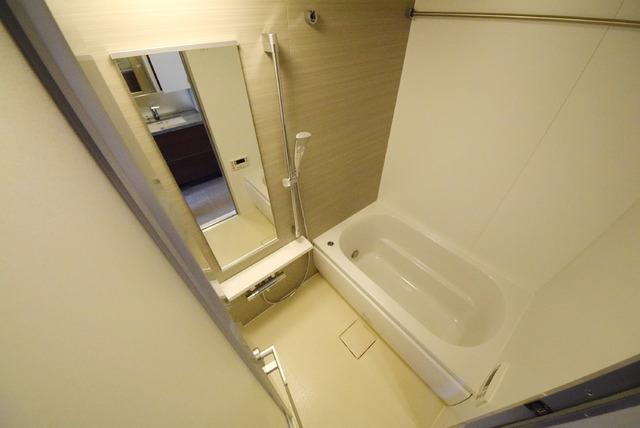 バス・シャワールーム　※別部屋参考写真