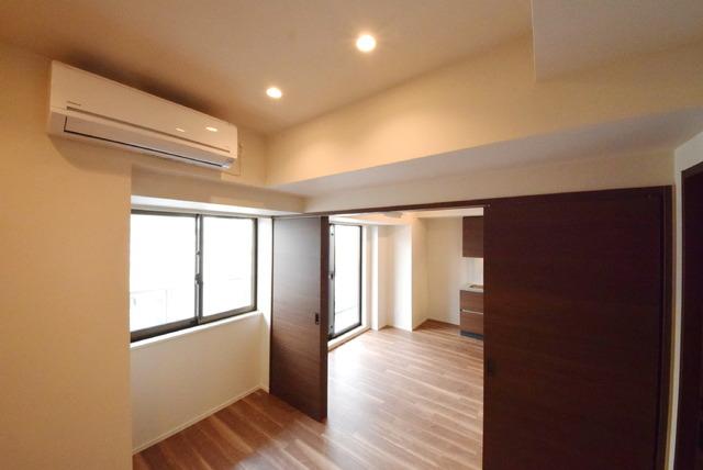 居室・リビング　※別部屋参考写真