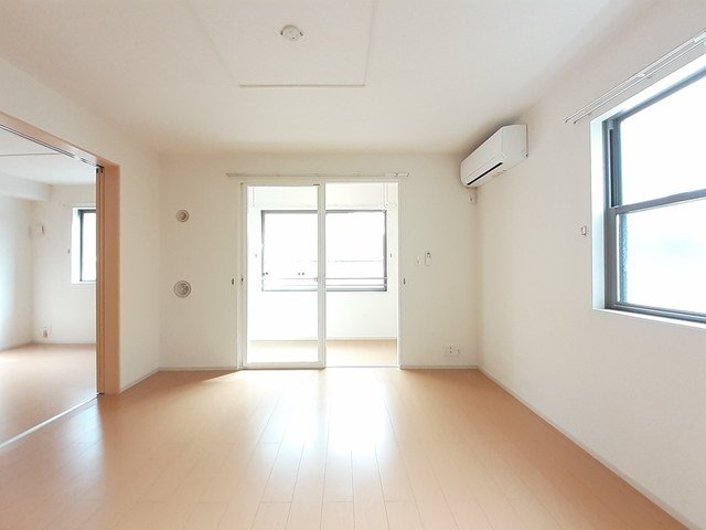 居室・リビング　使いやすいリビングです