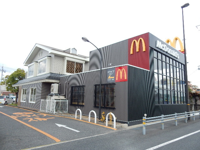 飲食店　マクドナルド新保店（飲食店）まで212m