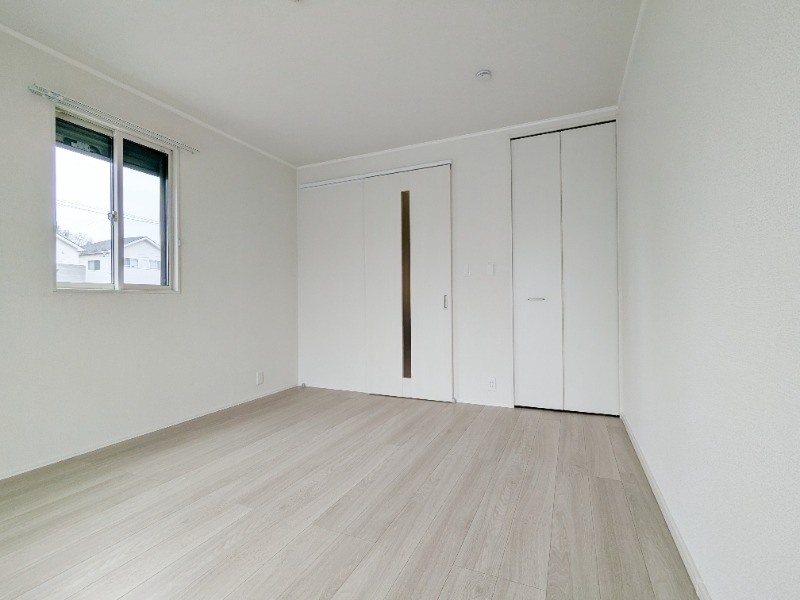 居室・リビング　図面と現状に相違がある場合には現状を優先