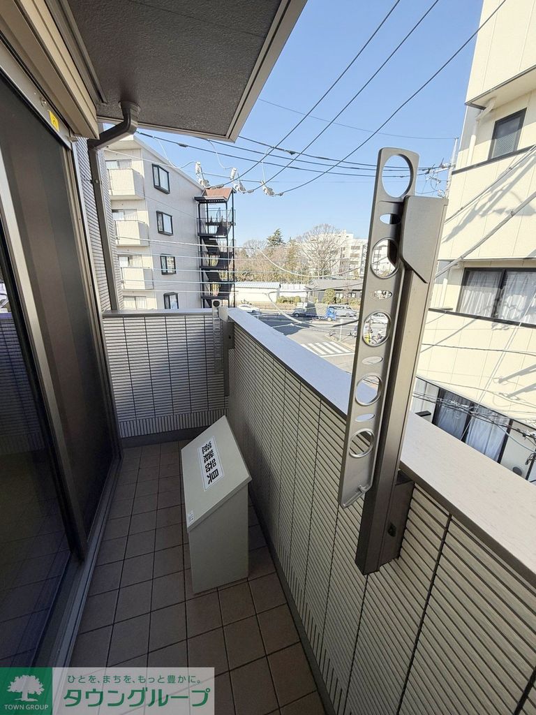 バルコニー　駐車場