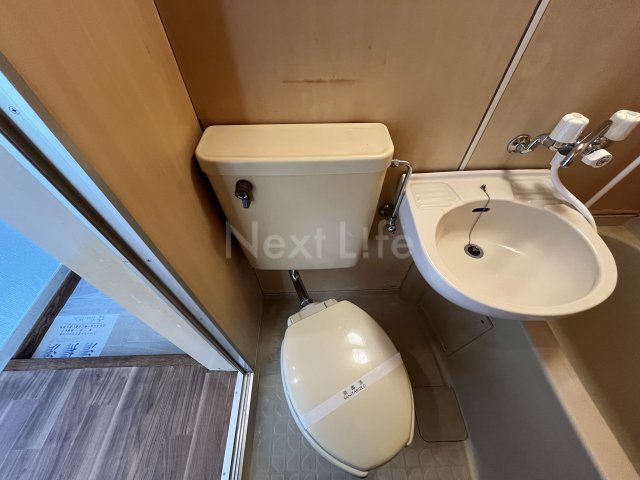 トイレ　鶴川第一レジデンス 102