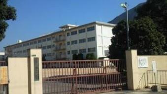 中学校　柳西中学校（中学校）まで1000m