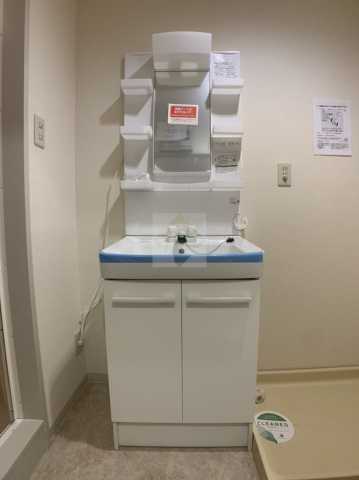 洗面設備　成加パラシオン