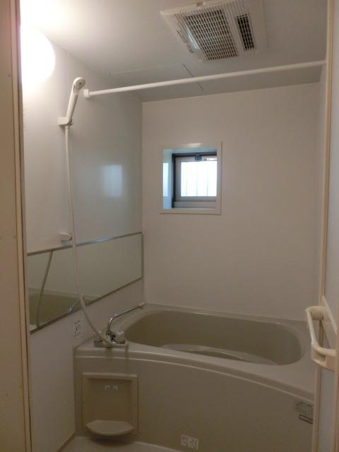 バス・シャワールーム　★追炊き機能付きバスルーム★