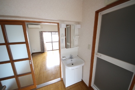 洗面設備　独立洗面台