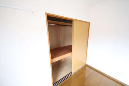 収納　クローゼットタイプの押入