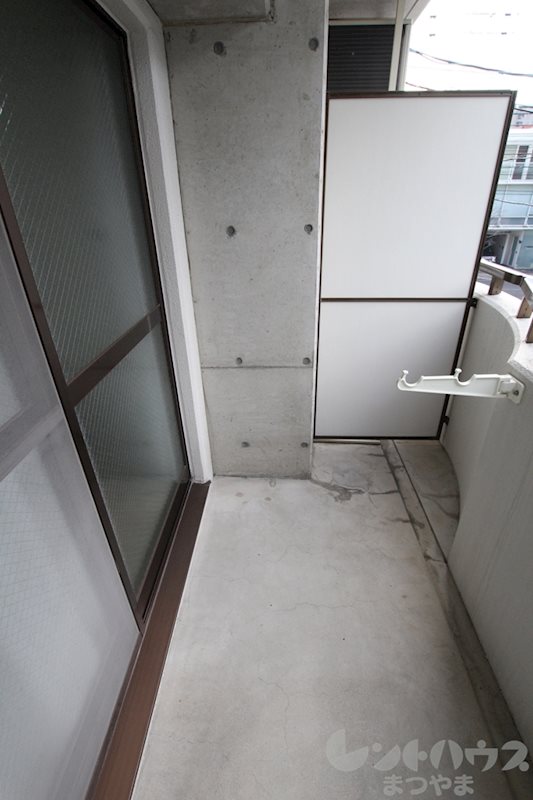 バルコニー　バルコニー