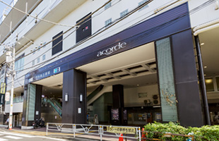 ショッピングセンター　アコルデ代々木上原（ショッピングセンター）まで671m