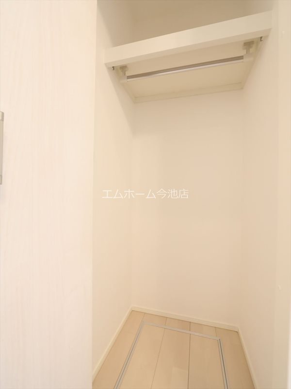 収納　クローゼット（収納充実してま　す）