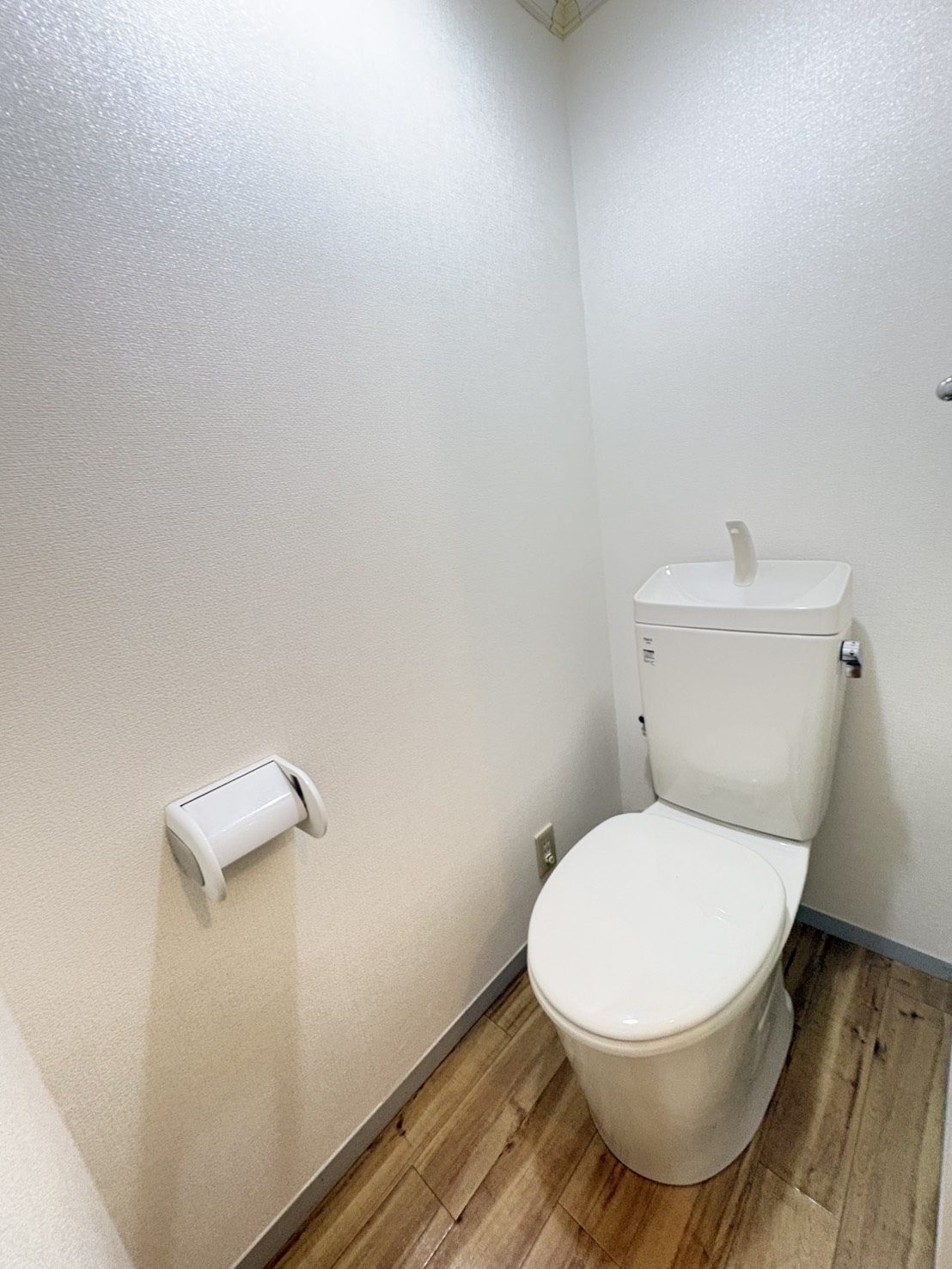 トリヴァンベール桜井のトイレ写真