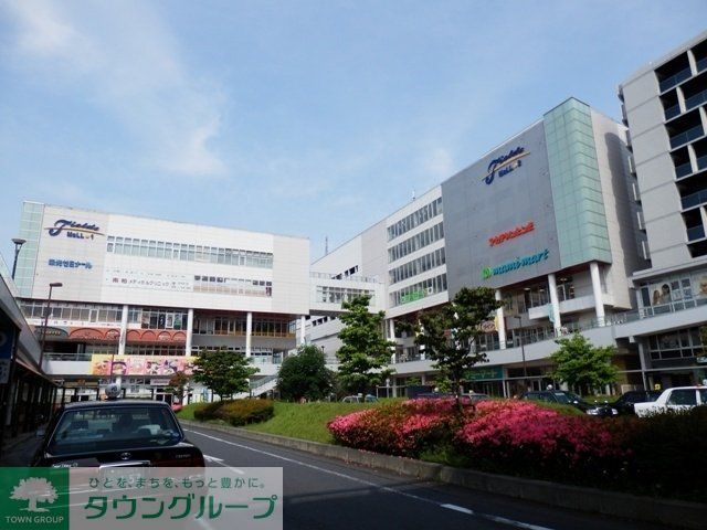 ショッピングセンター　フィールズモール（ショッピングセンター）まで320m