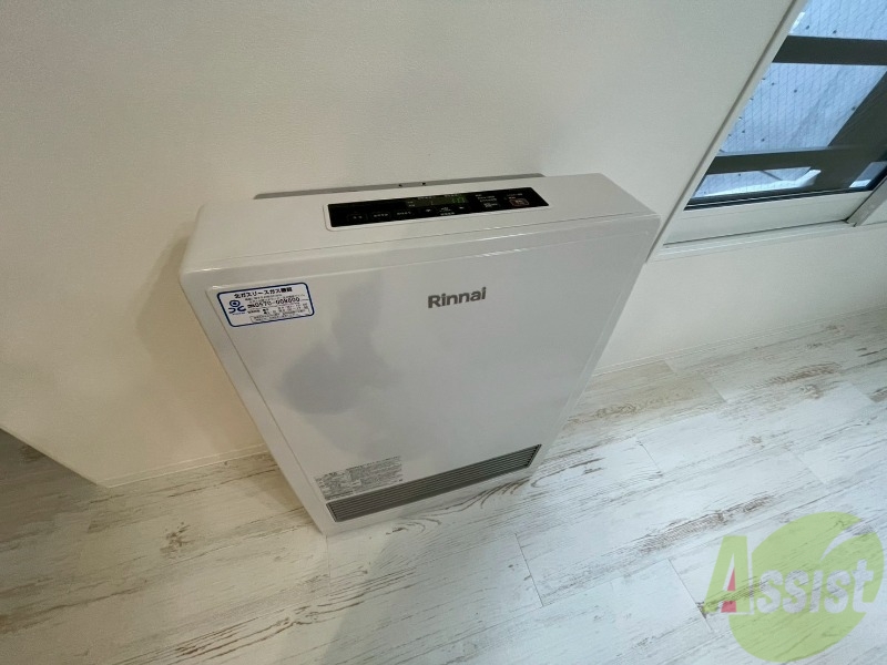 その他　暖房です。冬場の寒い日でも安心ですね～