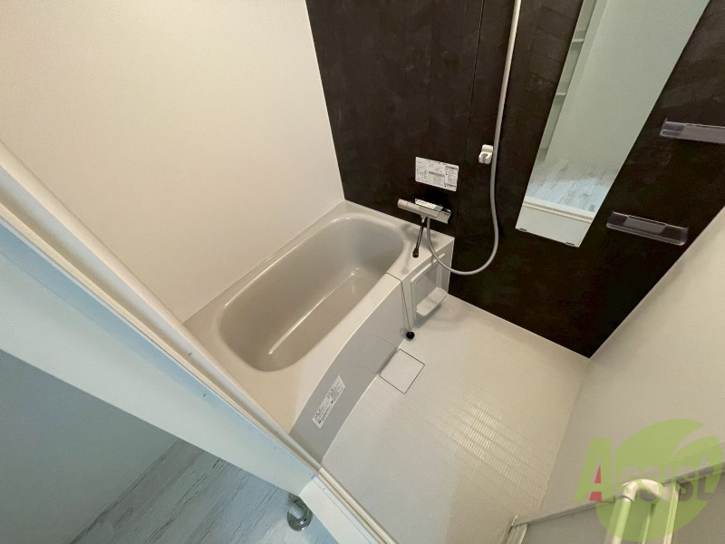 バス・シャワールーム　お風呂になります。一日の疲れを癒してくださいね。