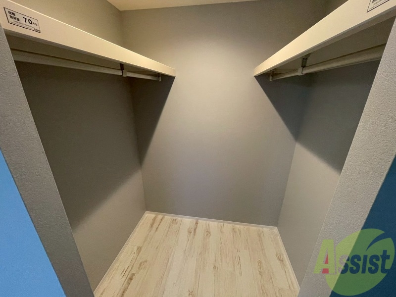 収納　嬉しいウォークインクローゼット仕様です！！