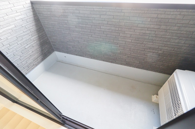 バルコニー　図面と現状に相違がある場合には現状を優先