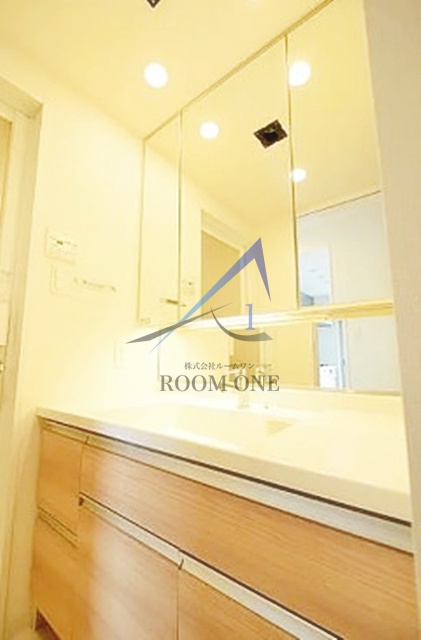 洗面設備　洗面台です。