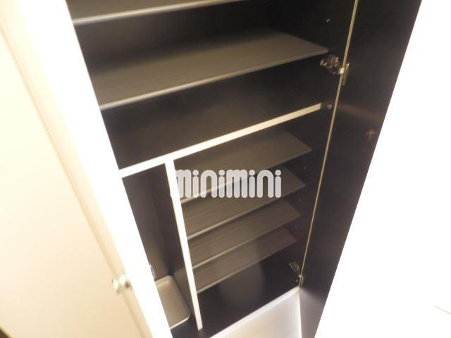 その他部屋・スペース　靴箱も収納力が高いので足元のお洒落も楽しめます。