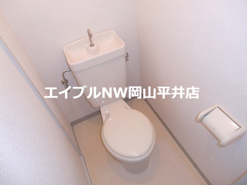 トイレ　※同タイプのお部屋の写真です