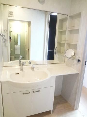 洗面設備　☆シャンプードレッサー☆