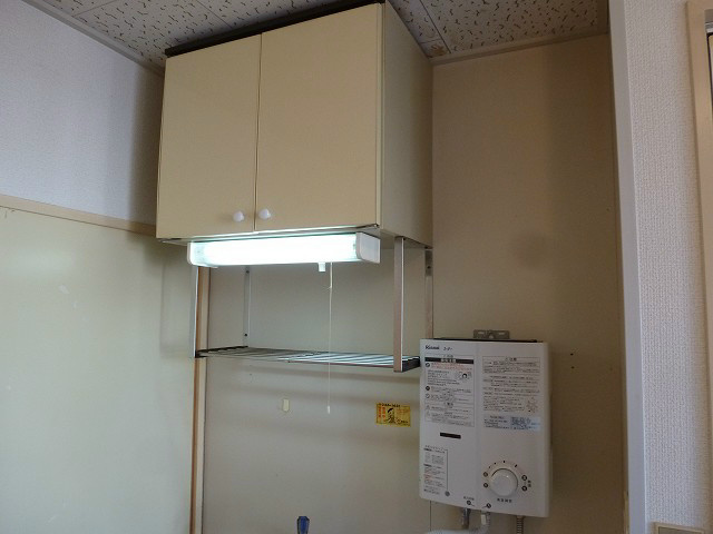 キッチン　※写真は103号室のお部屋です