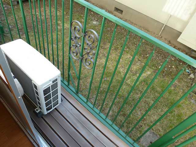 バルコニー　※写真は103号室のお部屋です