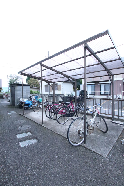その他共有部分　屋根付きの駐輪場