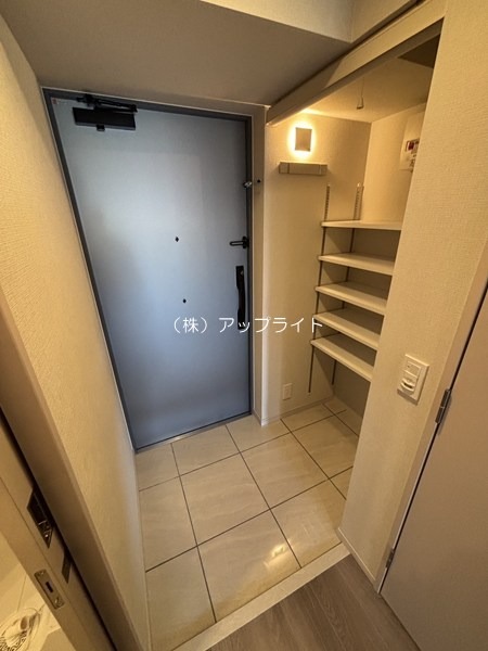 玄関　シューズボックス