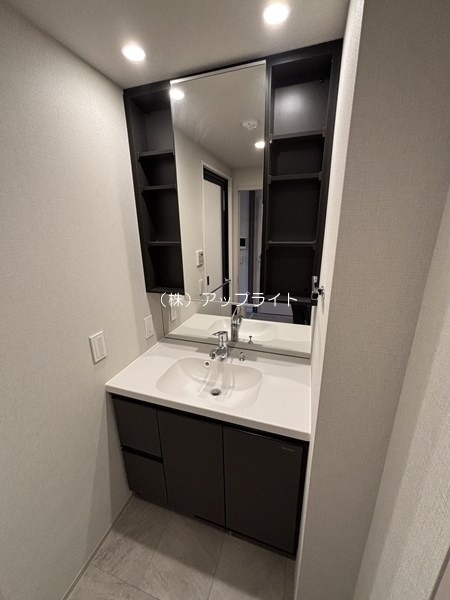 洗面設備　独立洗面台