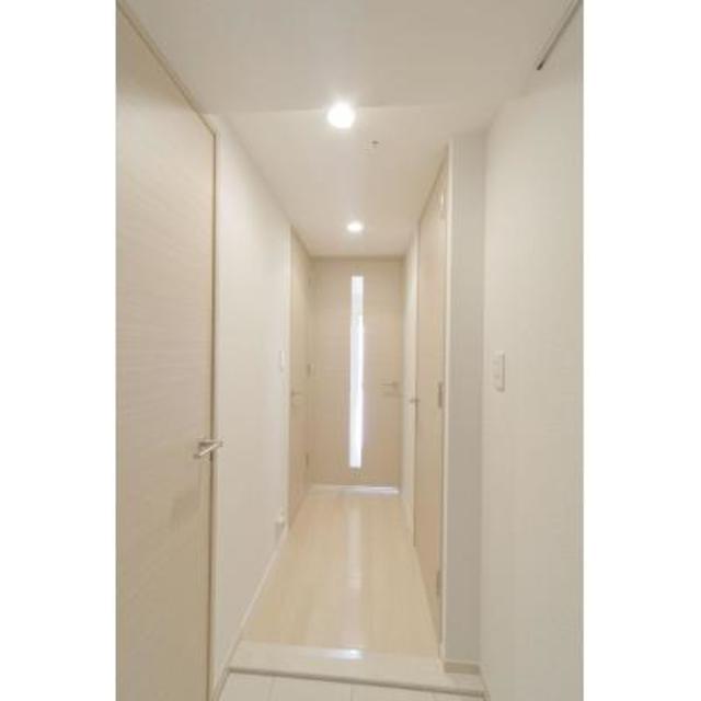 玄関　※写真は同タイプ住戸です。