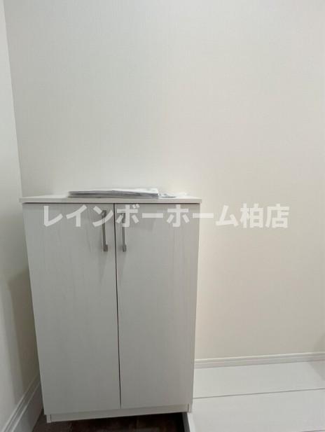 玄関　シューズボックスがあります