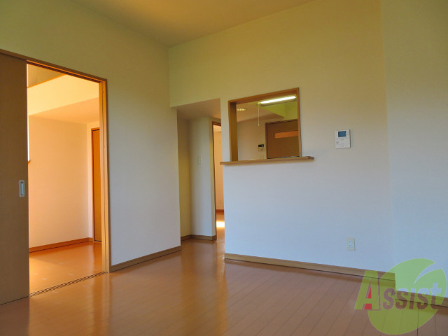 居室・リビング　広くてキレイなＬＤＫが広がっていて、充実した生活が送れそう。